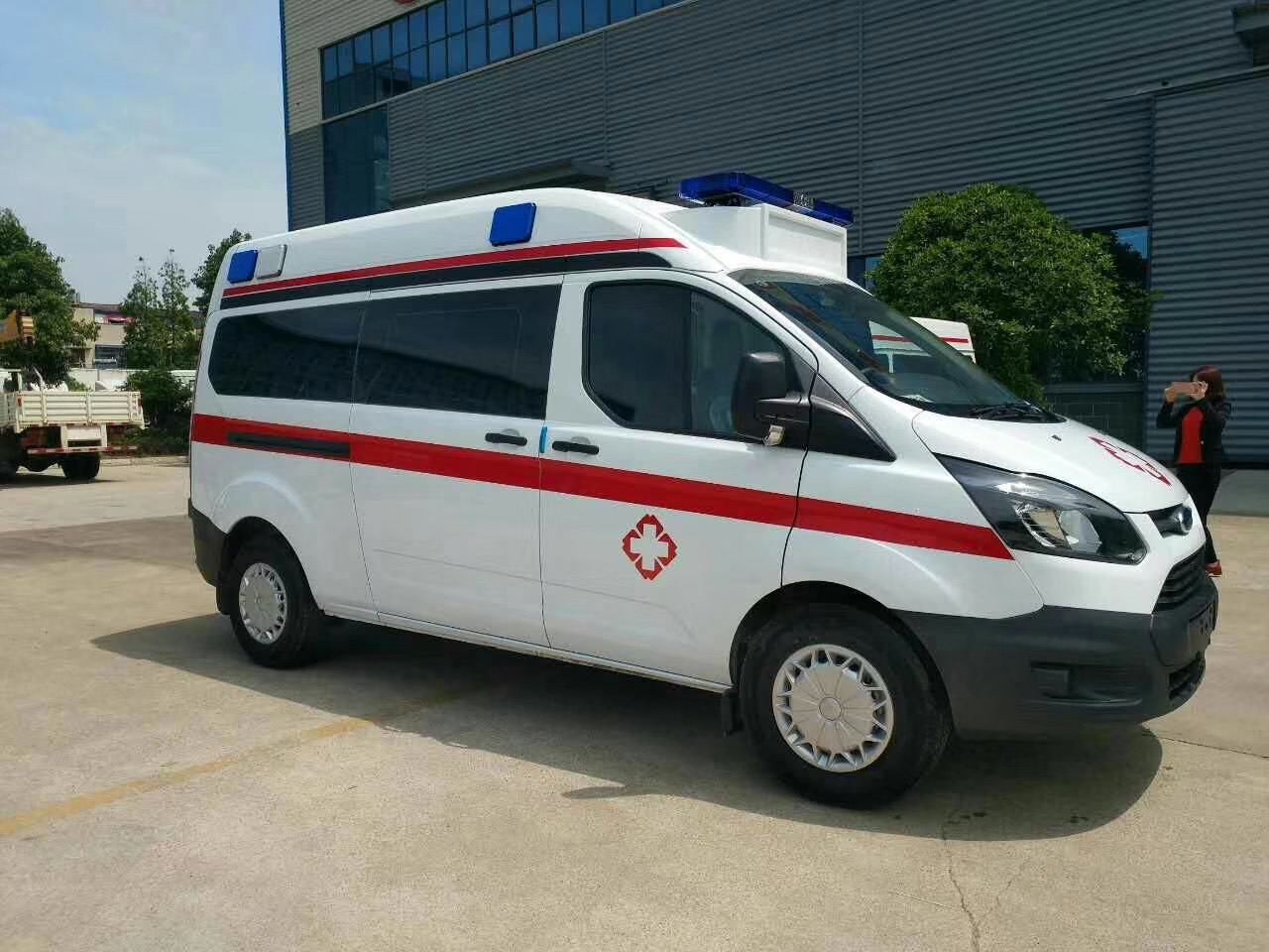 临江市救护车护送